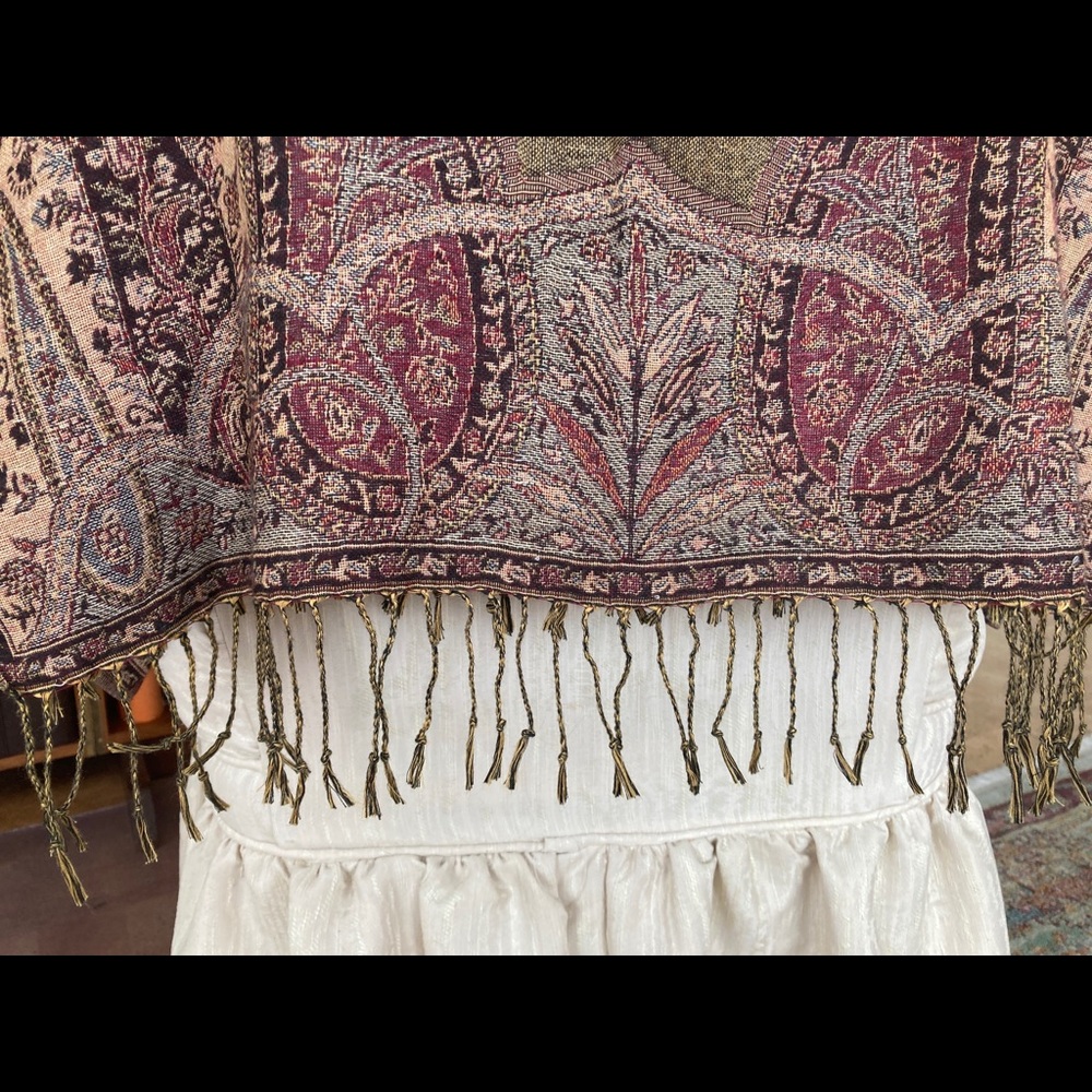 Pashmina wrap